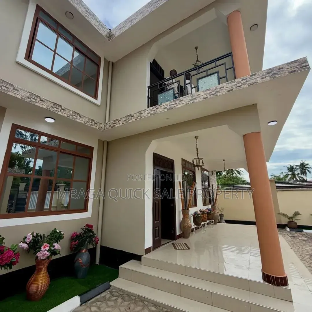 4bdrm House in Ununio Beach, Mbweni for rent