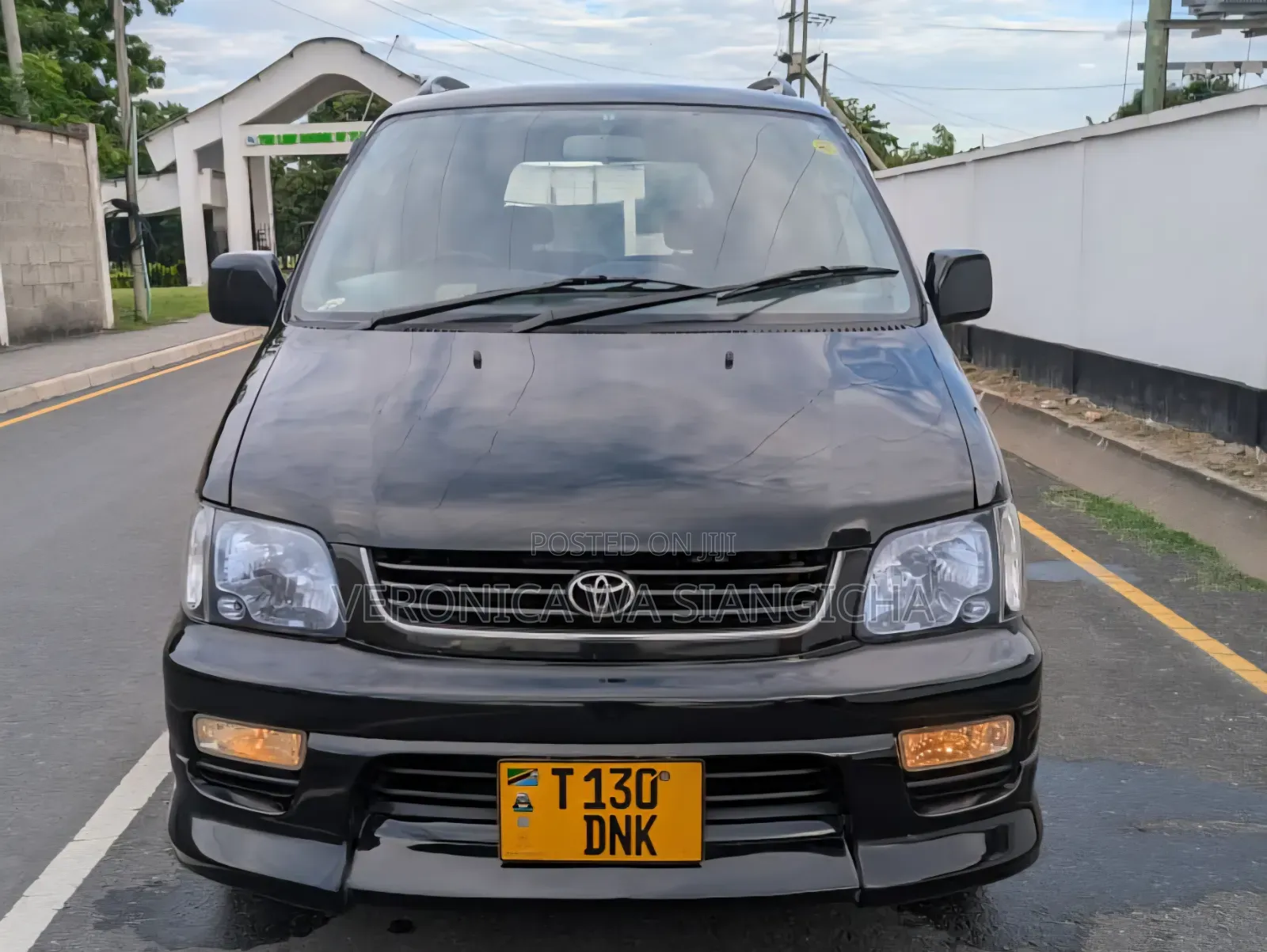 Toyota Noah 2001 Black