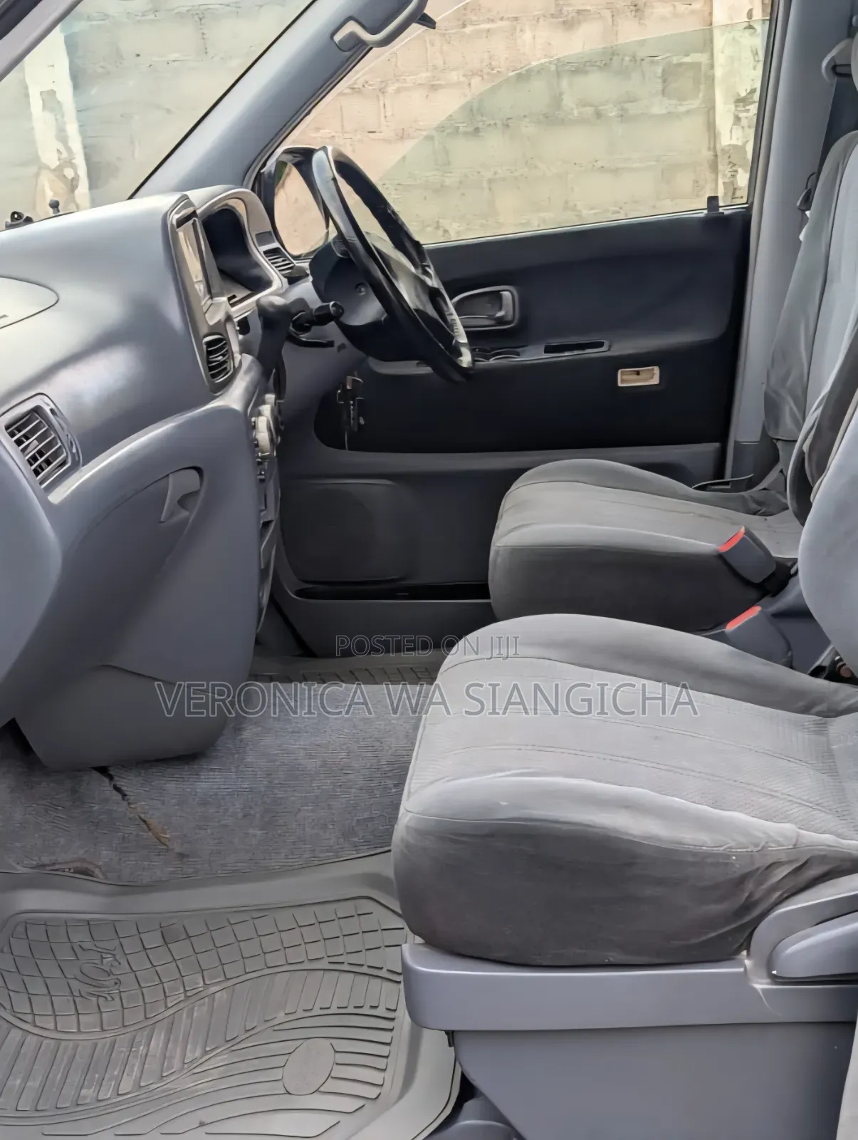 Toyota Noah 2001 Black