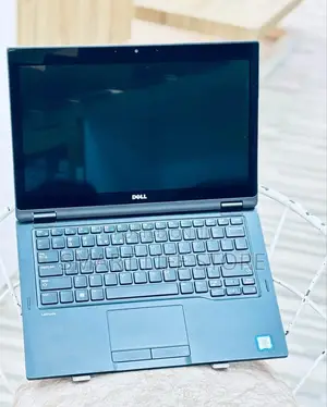 New Laptop Dell Latitude 7390 8GB Intel Core i5 SSD 256GB