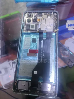 P 30 Pro LCD Replacement