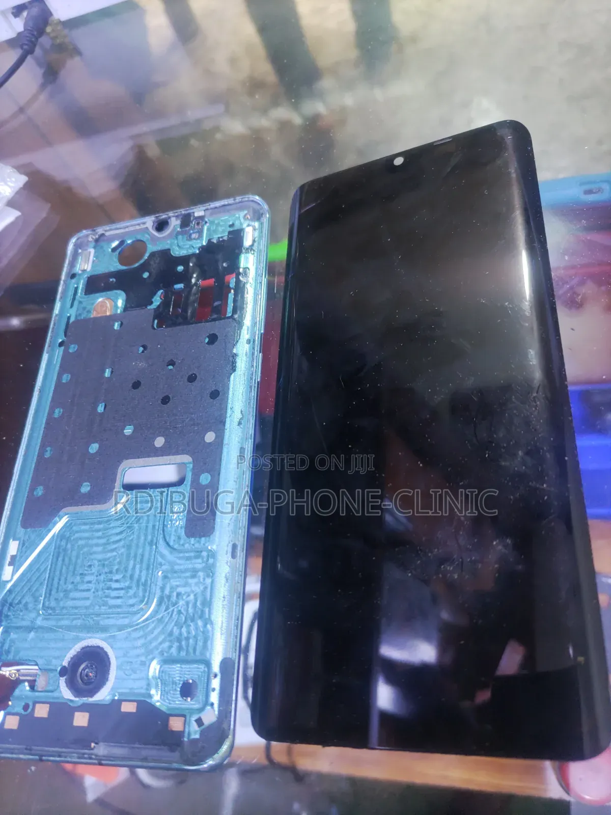 P 30 Pro LCD Replacement