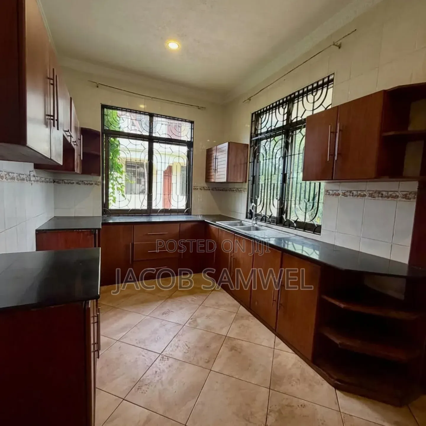 4bdrm House in Bahari Beach, Kinondoni for rent