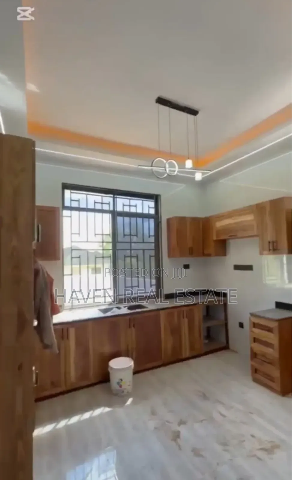 3bdrm House in Goba for sale