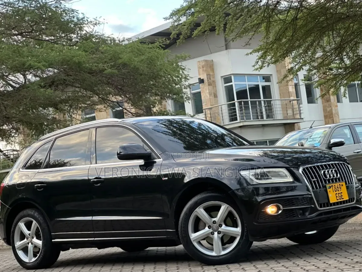 Audi Q5 2012 Black