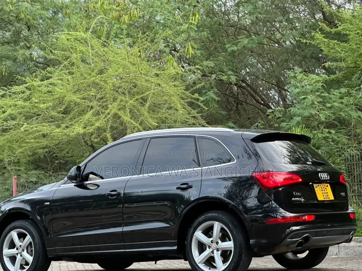 Audi Q5 2012 Black