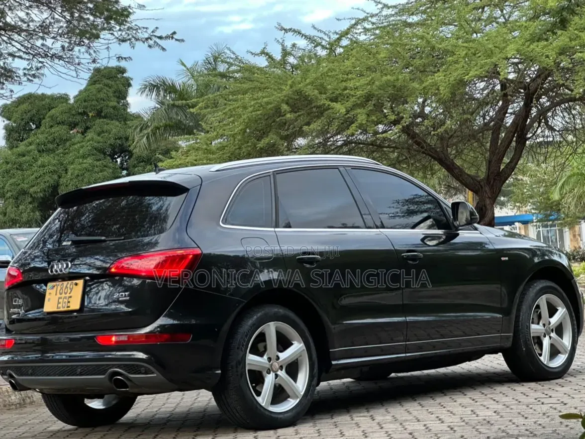 Audi Q5 2012 Black