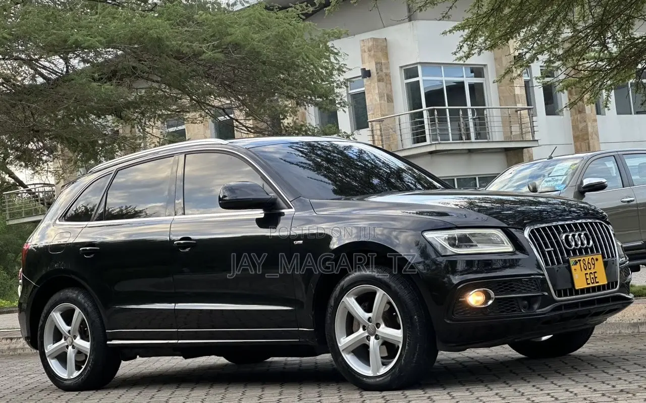 Audi Q5 2012 Black