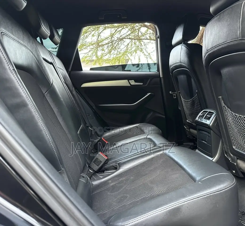 Audi Q5 2012 Black