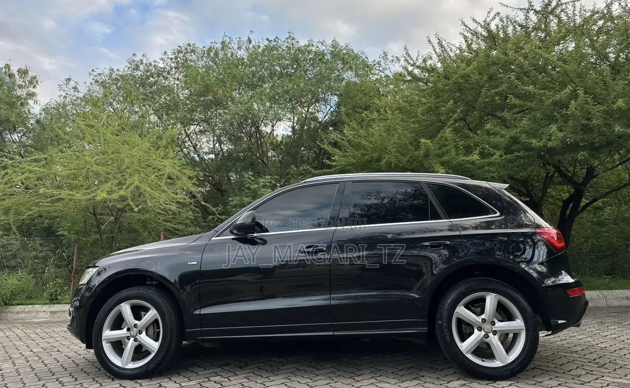 Audi Q5 2012 Black