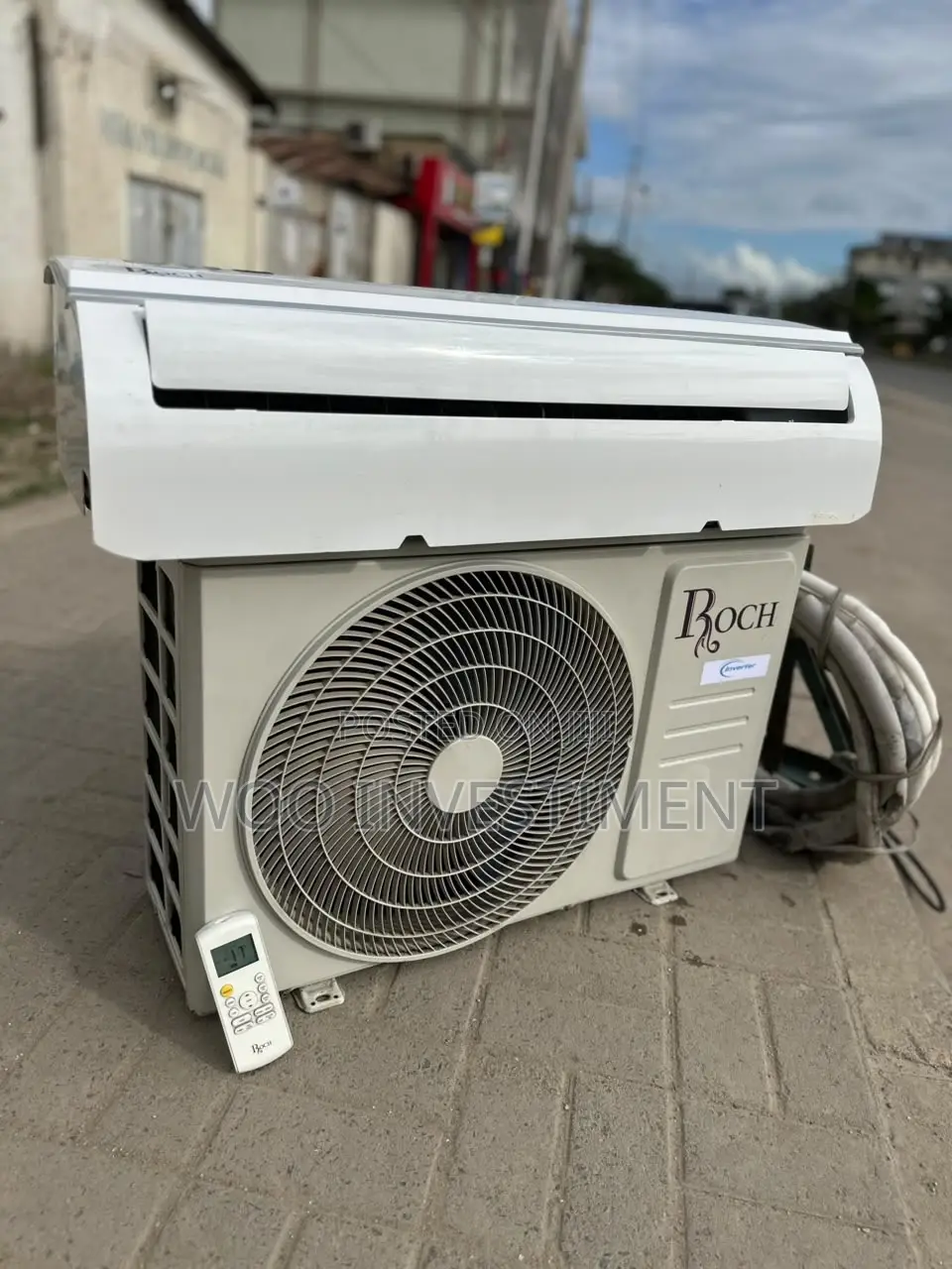 Roch Air Conditioner Used Clean Sana Btu 12000 Cleans Condition