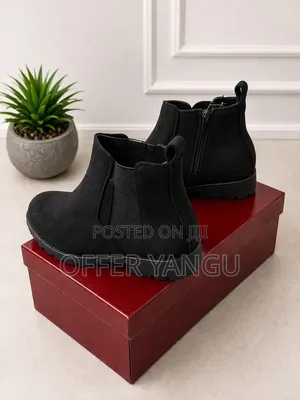 Chelsea Boots