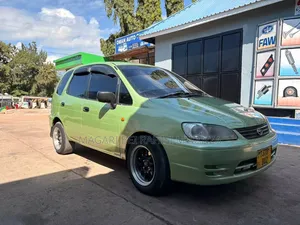 Toyota Corolla Spacio 1.5 V 2003 Gold