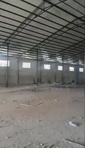Godown for Rent at Changombe