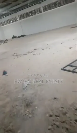 Godown for Rent at Changombe