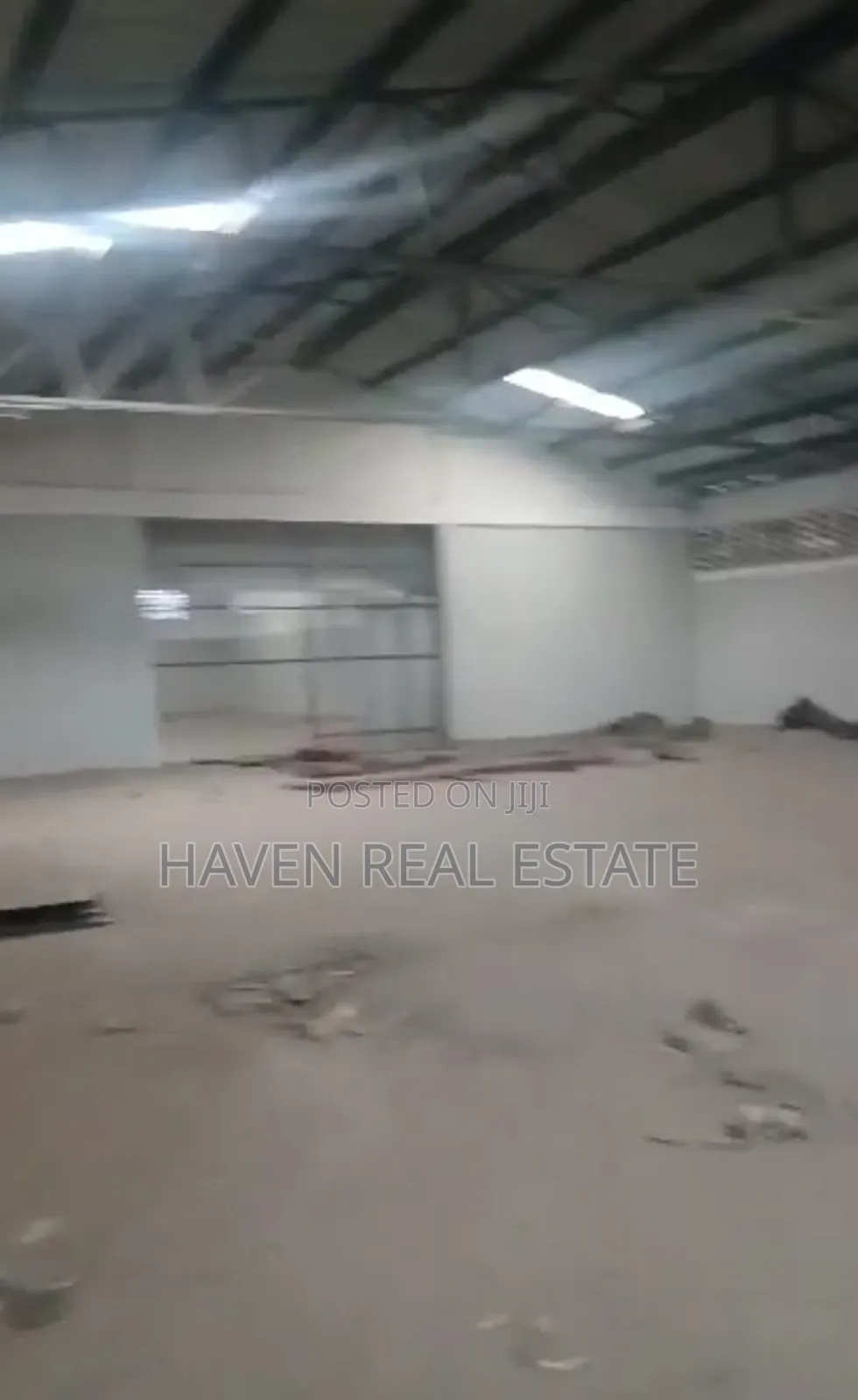 Godown for Rent at Changombe