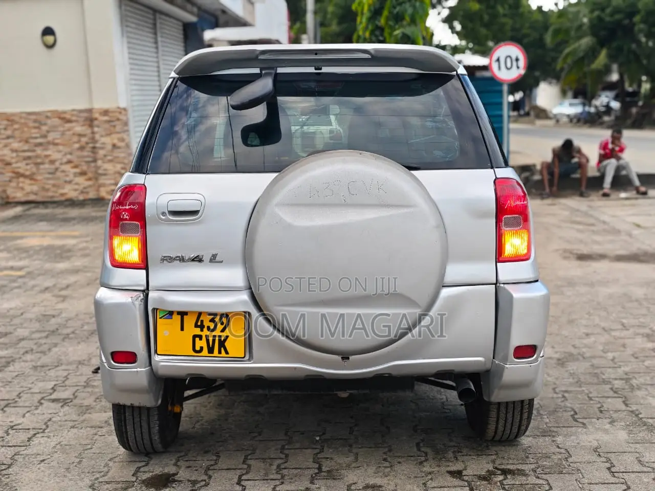 Toyota RAV4 Automatic 2004 Silver
