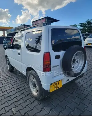 Suzuki Jimny 2005 White