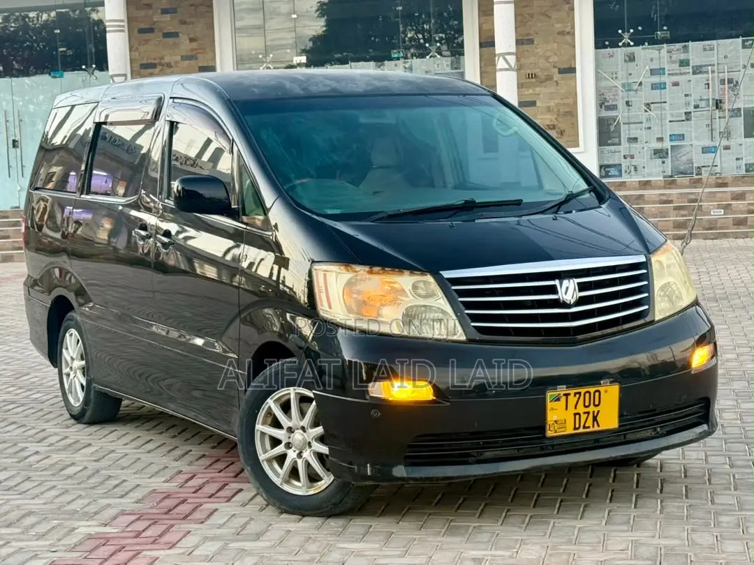 Toyota Alphard 2.4 Petrol AWD 2004 Black