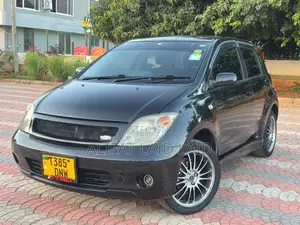 Toyota IST 2004 Black