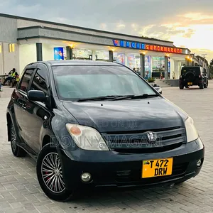 Toyota IST 2004 Black