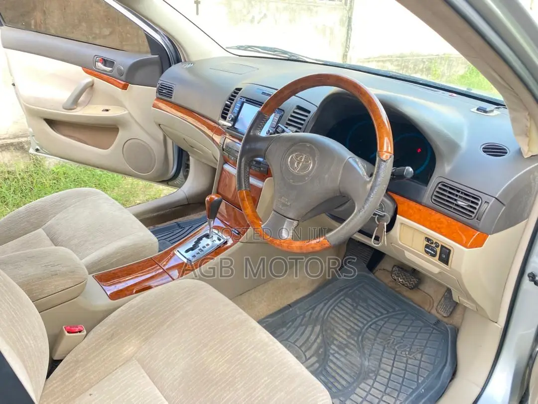 Toyota Premio 1.8 FWD 2005 Silver