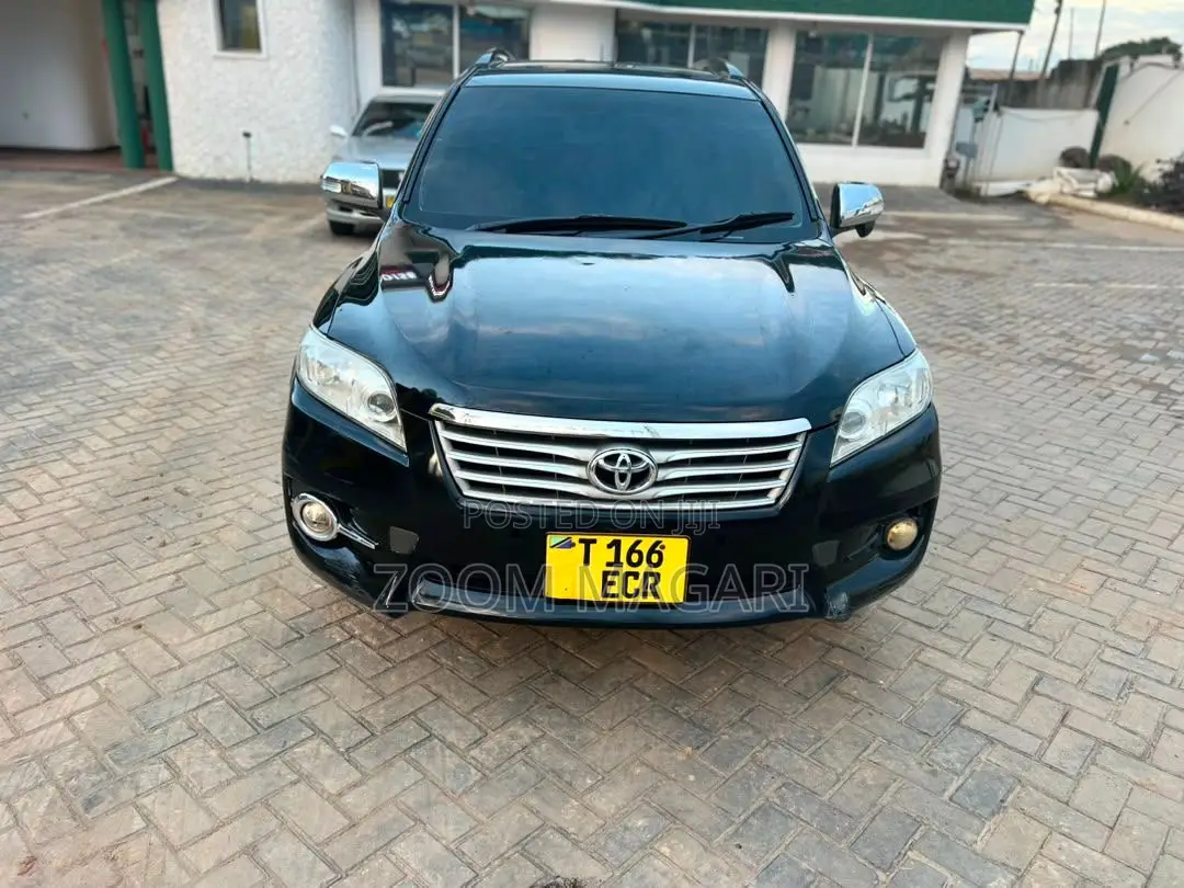 Toyota Vanguard 2010 Black