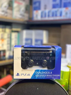 Playstation 4 Dualshock 4 Wireless Controller/Pads in Black