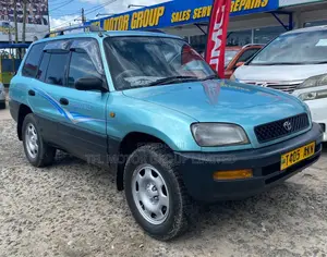 Toyota RAV4 1995 Green