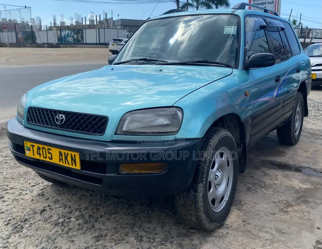 Toyota RAV4 1995 Green