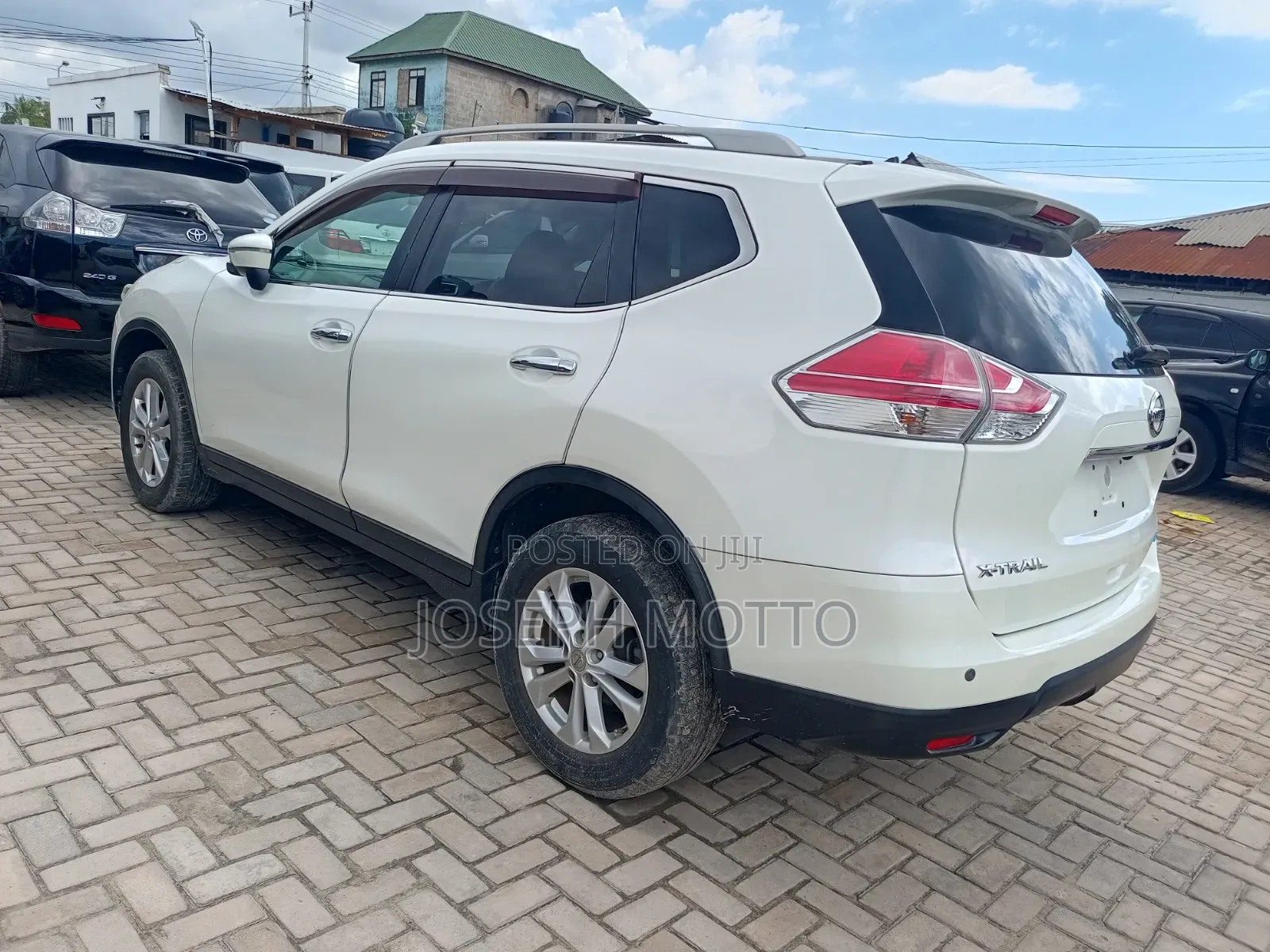 Nissan X-Trail 2.0 Petrol AWD 2016 White
