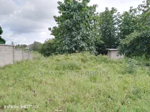 Kiwanja Kinauzwa Manzese Mabwepande