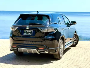 Toyota Harrier 2016 Black