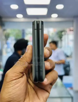 Motorola Razr 40s 256 GB Green