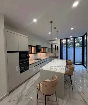 Furnished 5bdrm Apartment in Oysterbay for rent