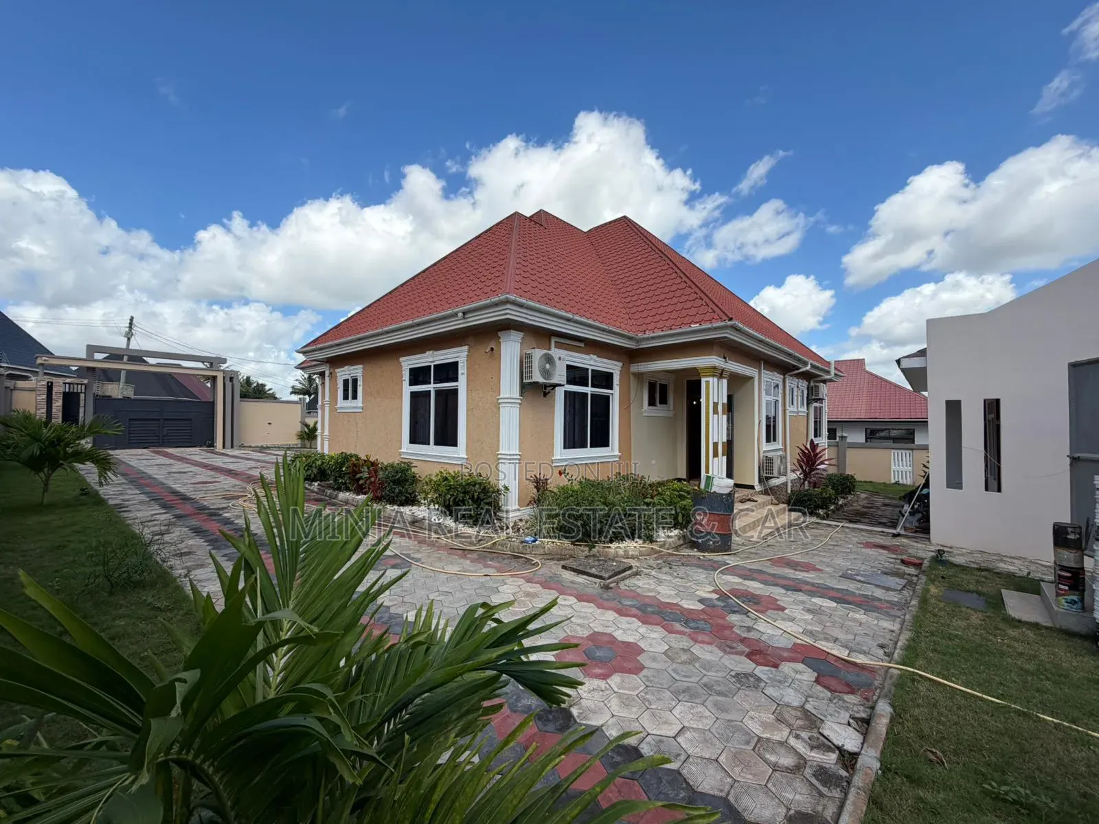 7bdrm House in Kigamboni for rent
