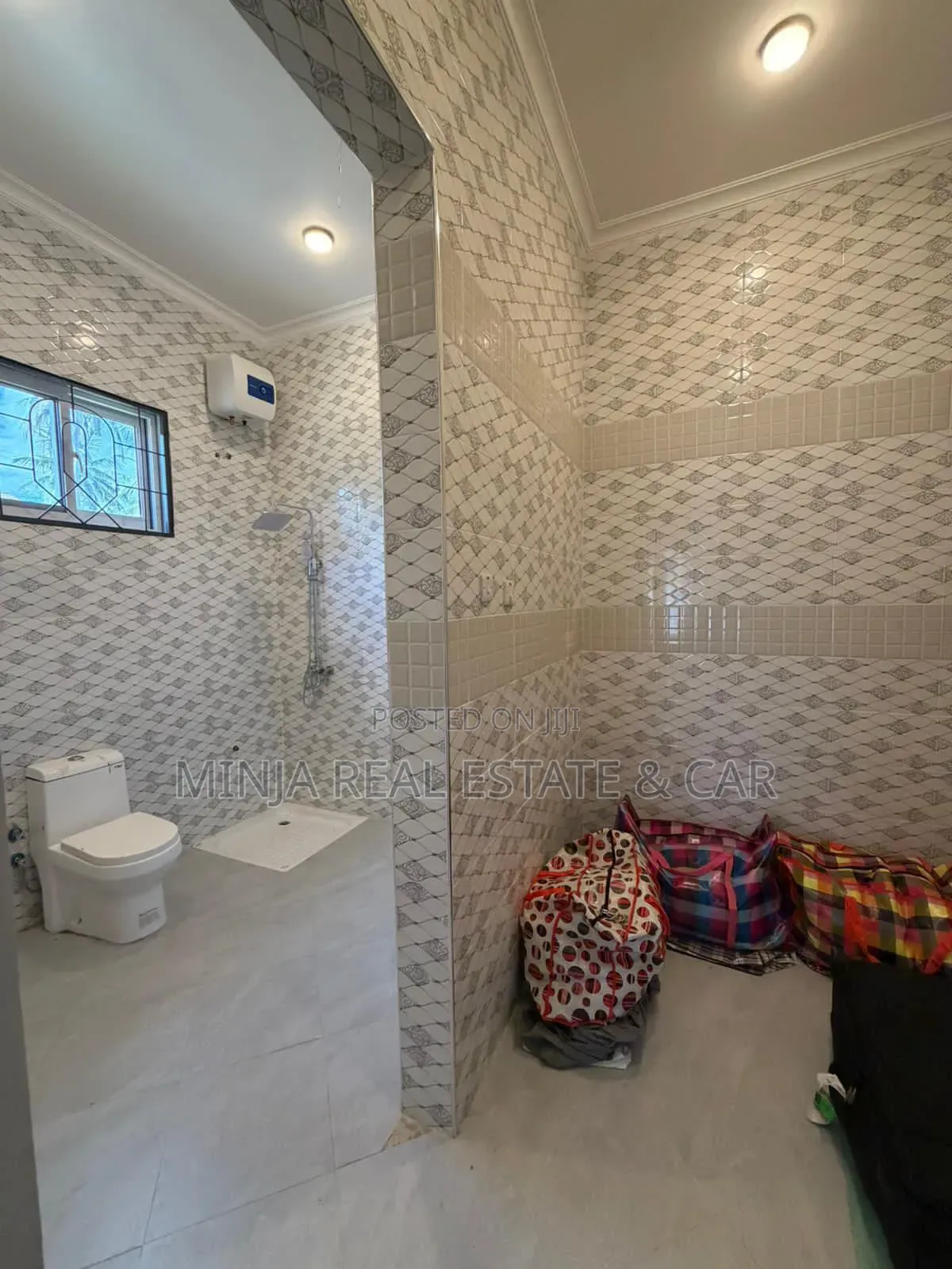 7bdrm House in Kigamboni for rent