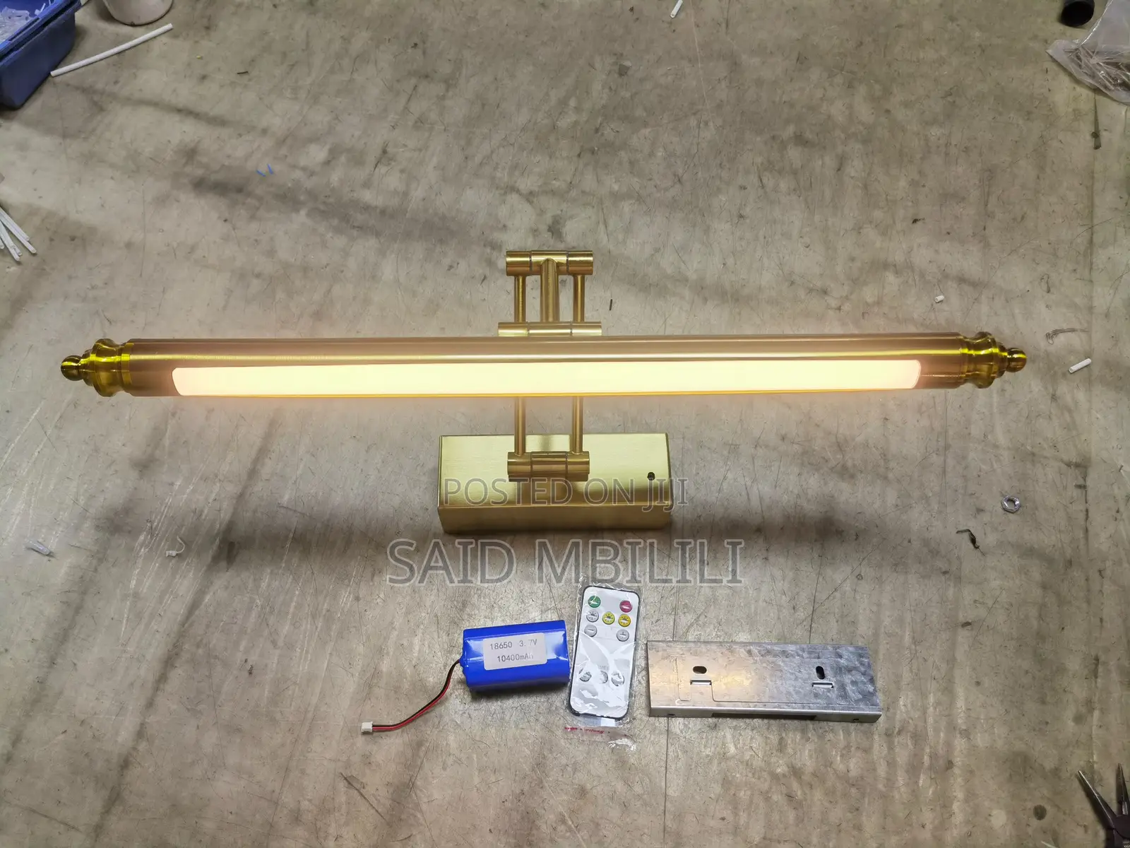 Wall Light | Rechargable