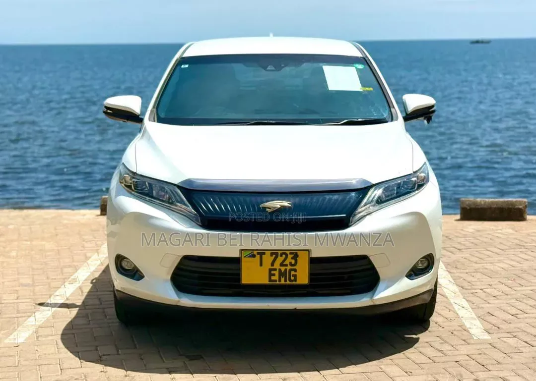 Toyota Harrier 2015 White