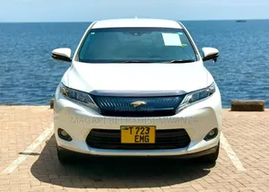Toyota Harrier 2015 White