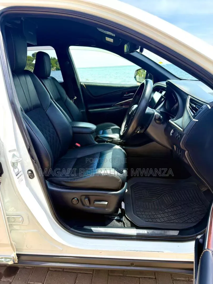 Toyota Harrier 2015 White