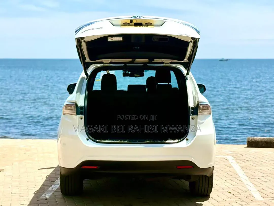 Toyota Harrier 2015 White