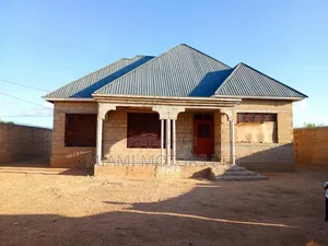3bdrm House in House, Buigiri for sale