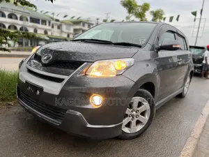 Toyota IST 2008 Gray