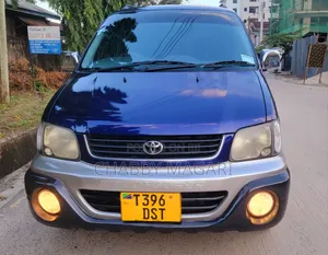Toyota Noah 2.0 AWD (8 Seater) 2001 Blue