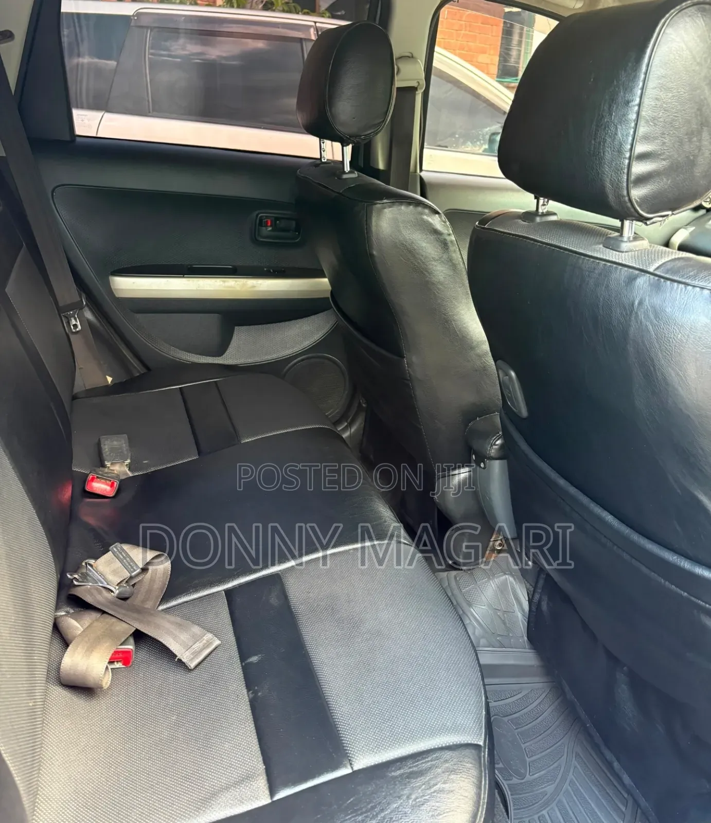 Toyota IST 2005 Silver