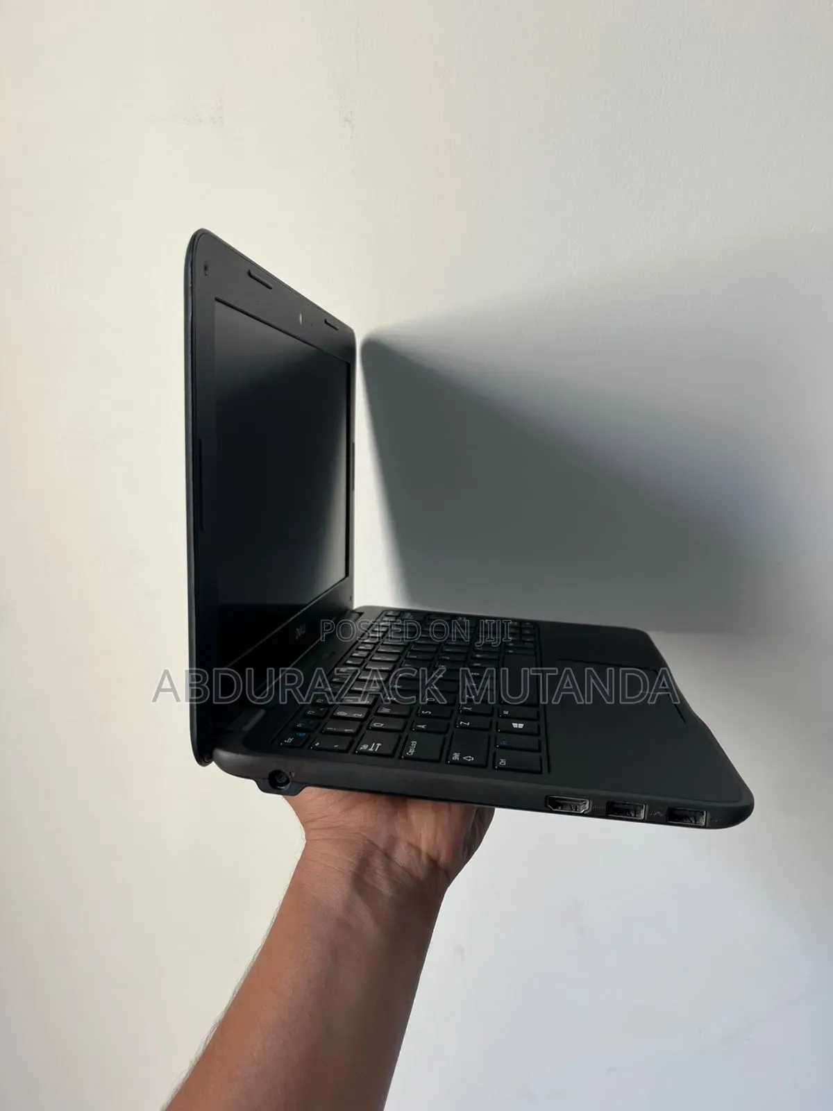 Laptop Dell Latitude 3189 4GB Intel SSD 60GB