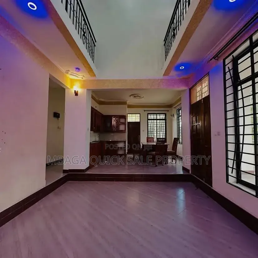 5bdrm Apartment in Tabata Majumba Sita for rent