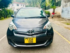 Toyota Ractis 2012 Black