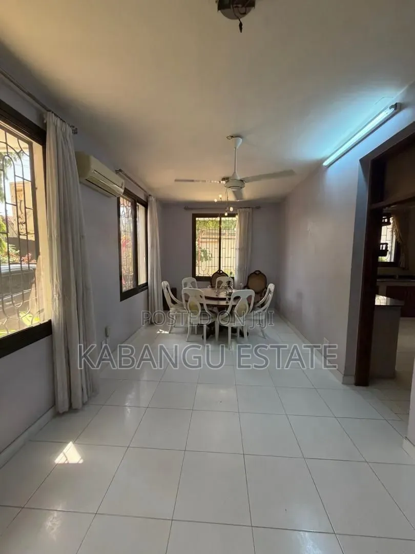 5bdrm House in Msasani for rent